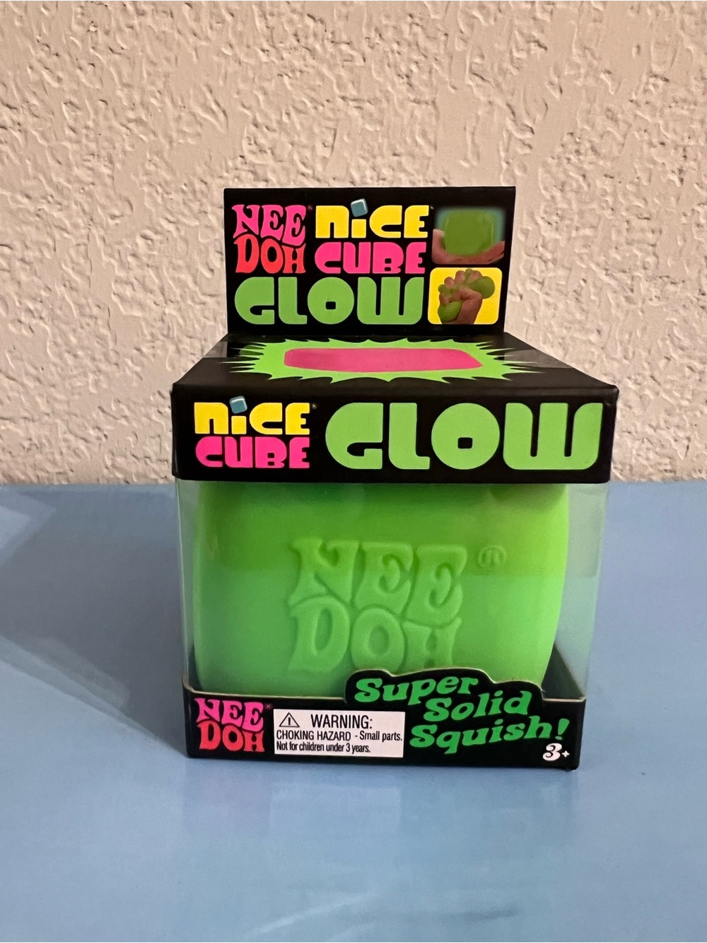 Authentic NeeDoh Glow Nice Cube - Neon Green💚💚💚